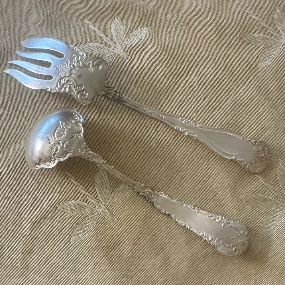 Set of 2 Vintage WM Rogers ⭐️ Large Meat Serving Fork & Gravy Ladle.